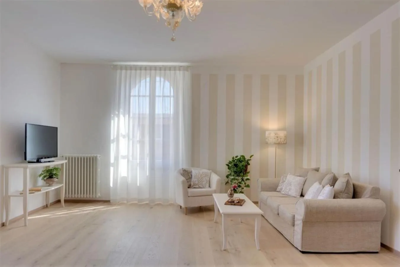 Rambaldi Apartments In Casa Nr 6 With Shared Terrace 巴多利诺