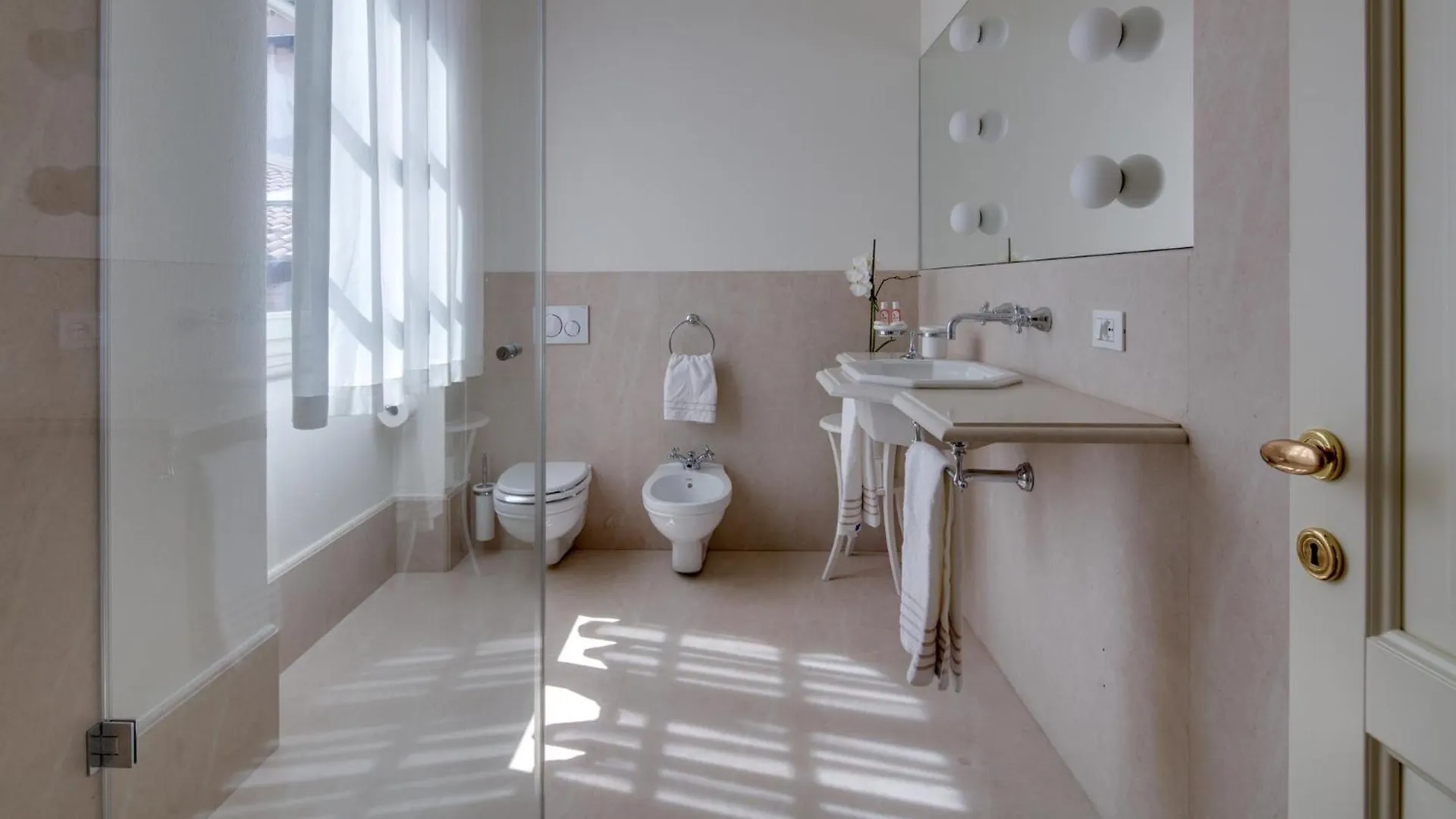 Rambaldi Apartments In Casa Nr 6 With Shared Terrace 巴多利诺